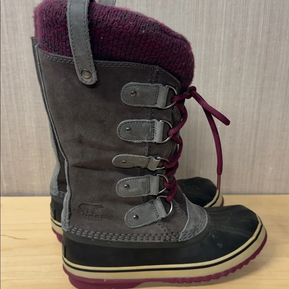 Sorel Joan of Arctic Knit winter boots shale and purple colorway Women's 7